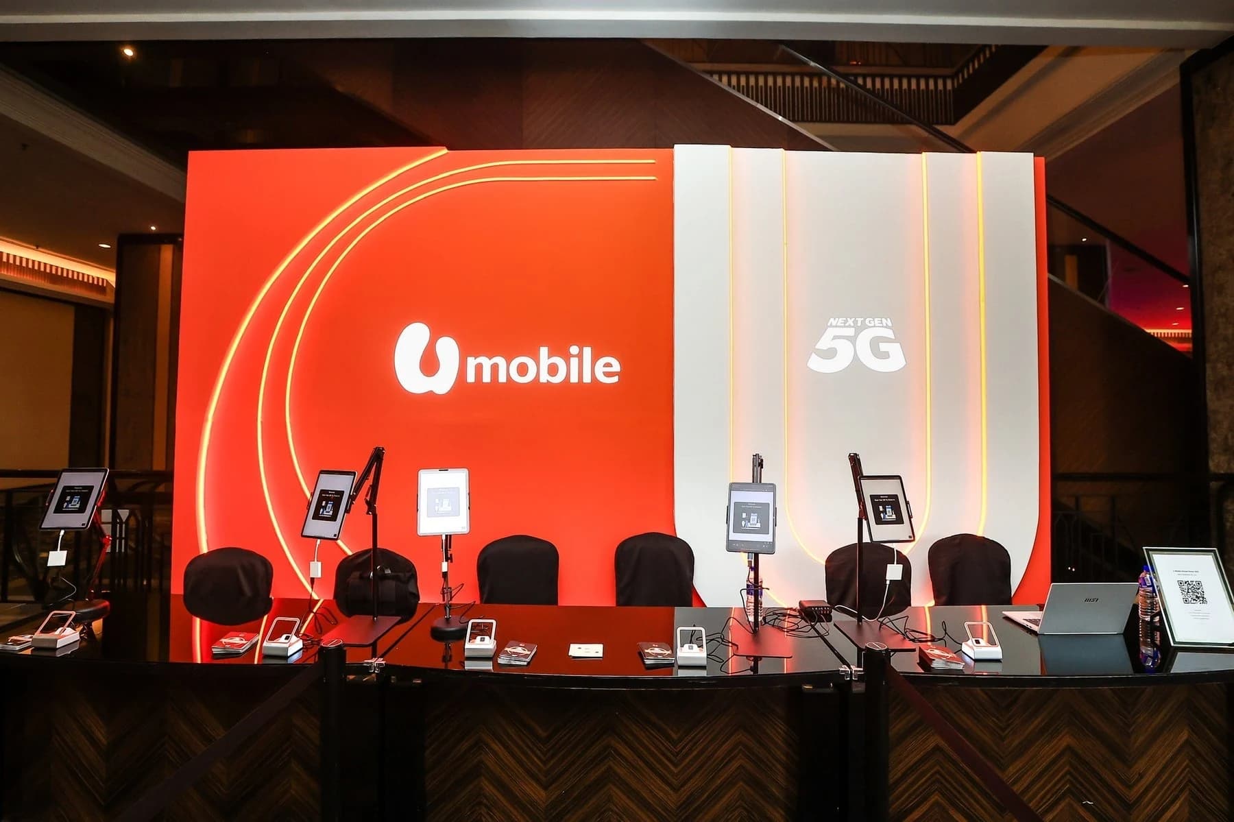 U Mobile annual dinner registration and check-in booths using Evenicode.